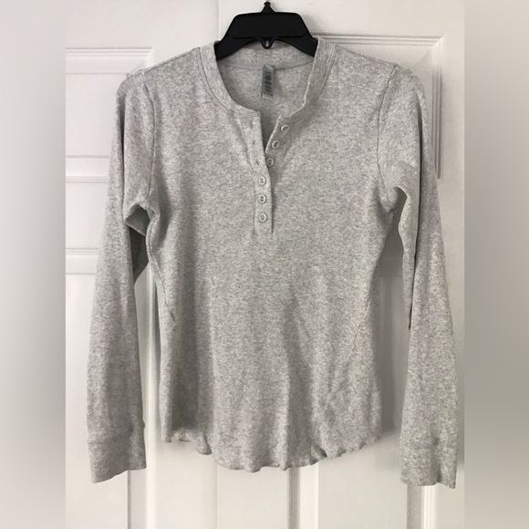 SKIMS Cotton Rib Henley | Light Heather Grey | Size XL - Picture 4 of 6